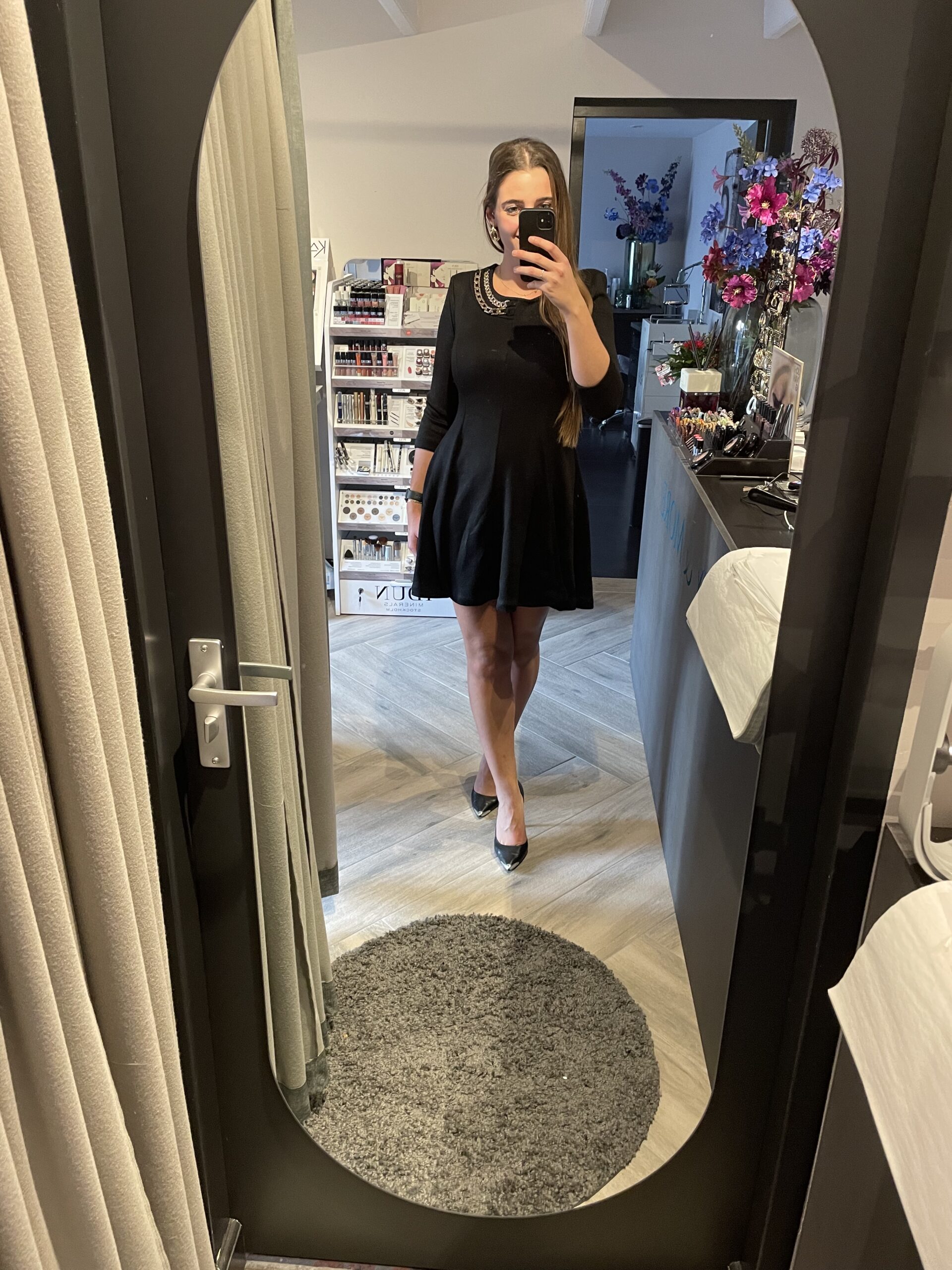 Rinascimento - Short Dress with Chain Detail