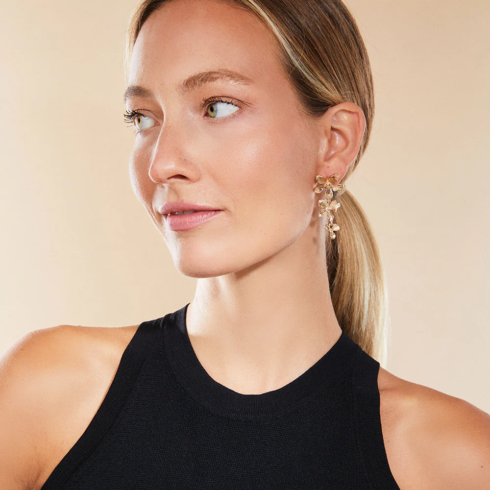 Club Manhattan Oorbel - Dangling Flower Earrings - Afbeelding 2